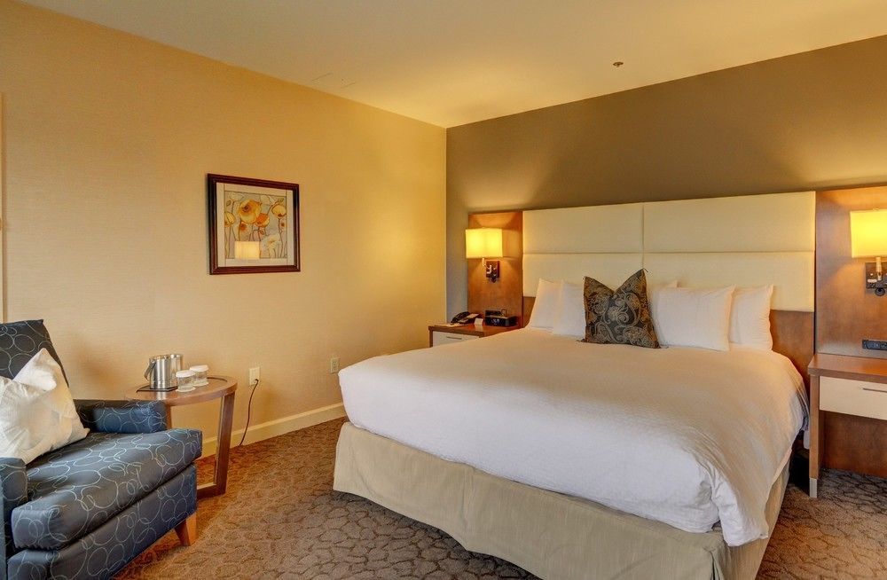 Doubletree By Hilton Hotel Williamsburg Esterno foto